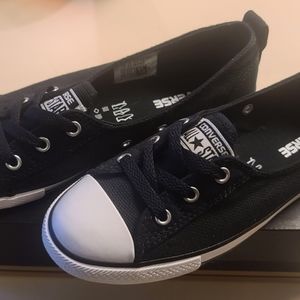 Converse womens black